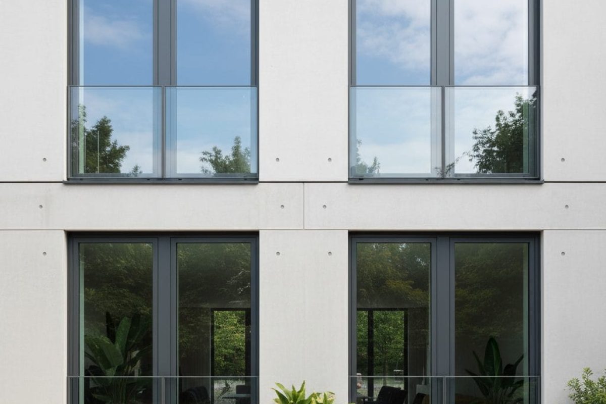 Featured-Image-Gemini-Fourniture-et-pose-de-fenetres-aluminium-a-Estrangin-Marseille-13006